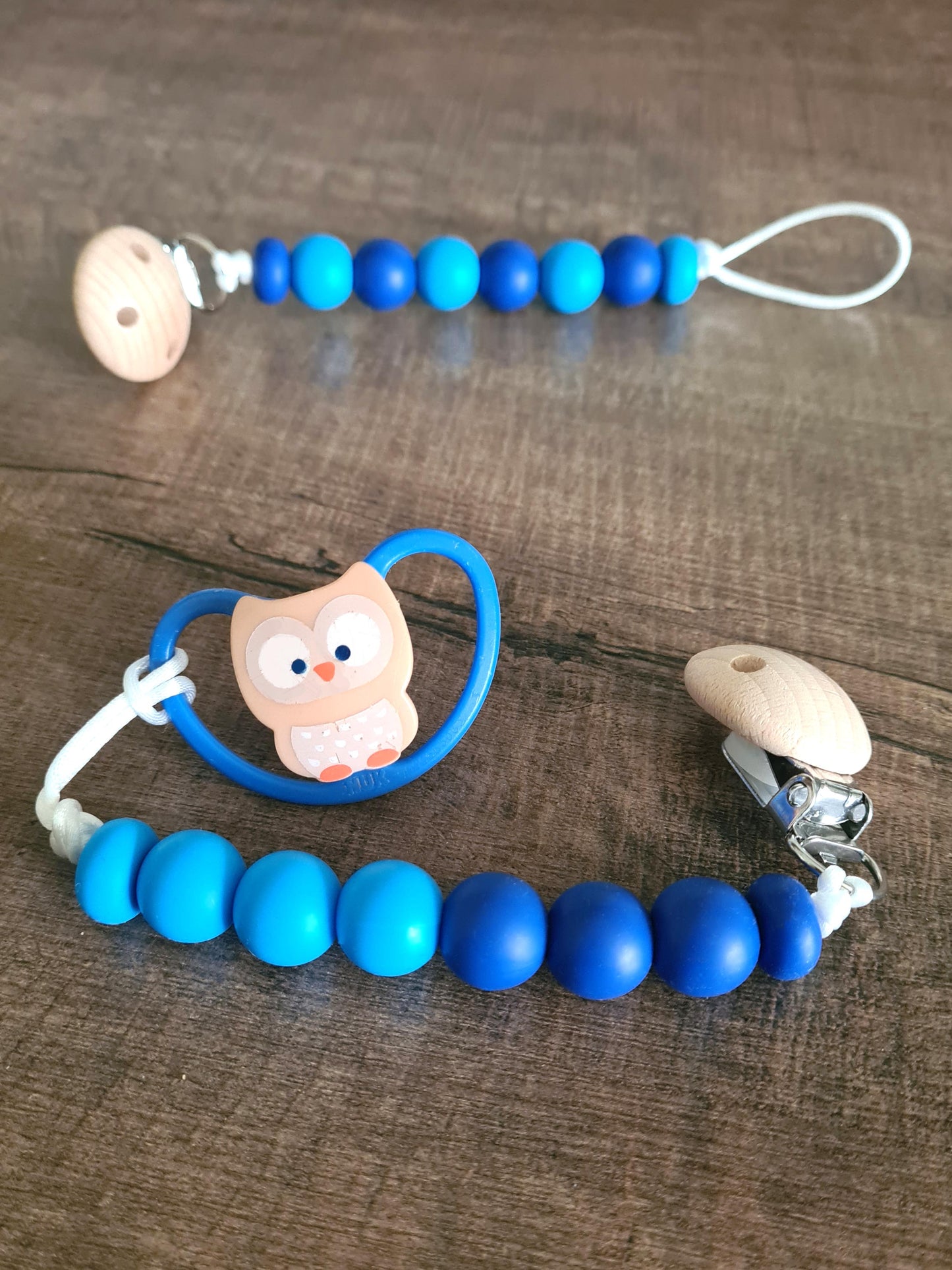 Cute handmade soother clip. Unique gift ideas for newborns and toddlers. Handcrafted Irish made. Up the Dubs! County flags Ireland