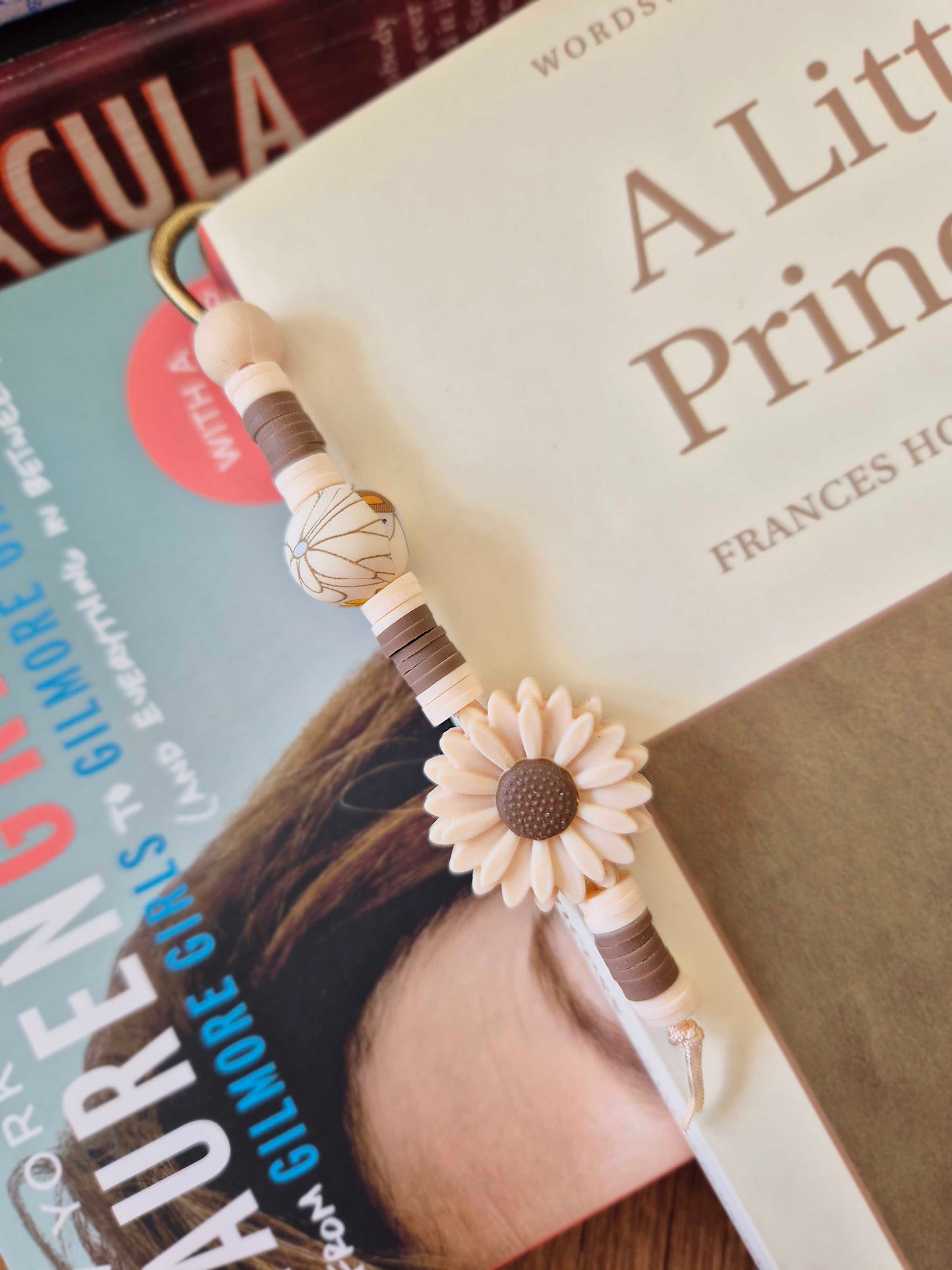 A lavish bronze feathered bookmark. The perfect gift for yourself, or for that special book lover in your life!