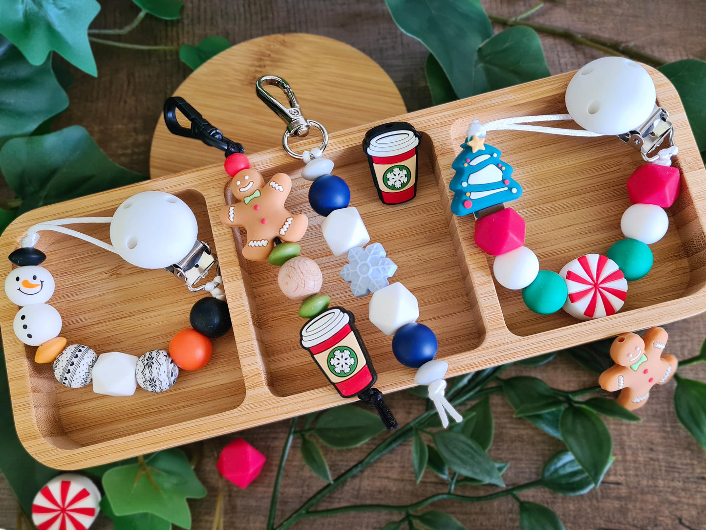 Snowmen soother clips. Fear Sneachta. Christmas.