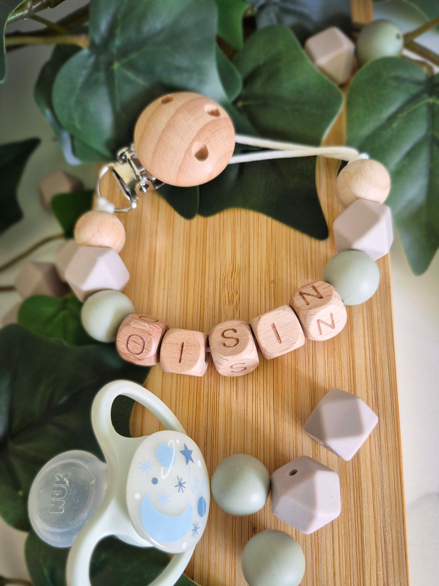Personalised soother clips with name. Perfect as a Christening gift, a birthday gift or a gift for a newborn.