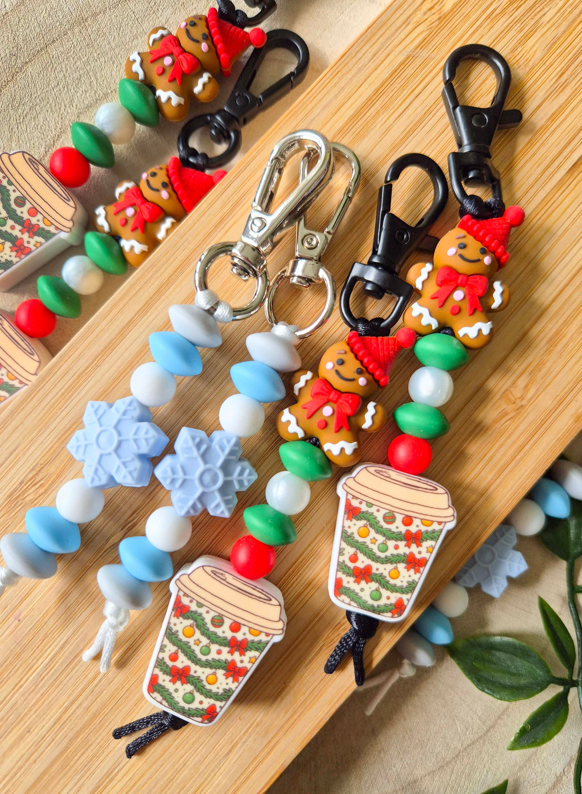 Love This Christmas keyrings with gingerbread man, snowflake and coffee cup charms.