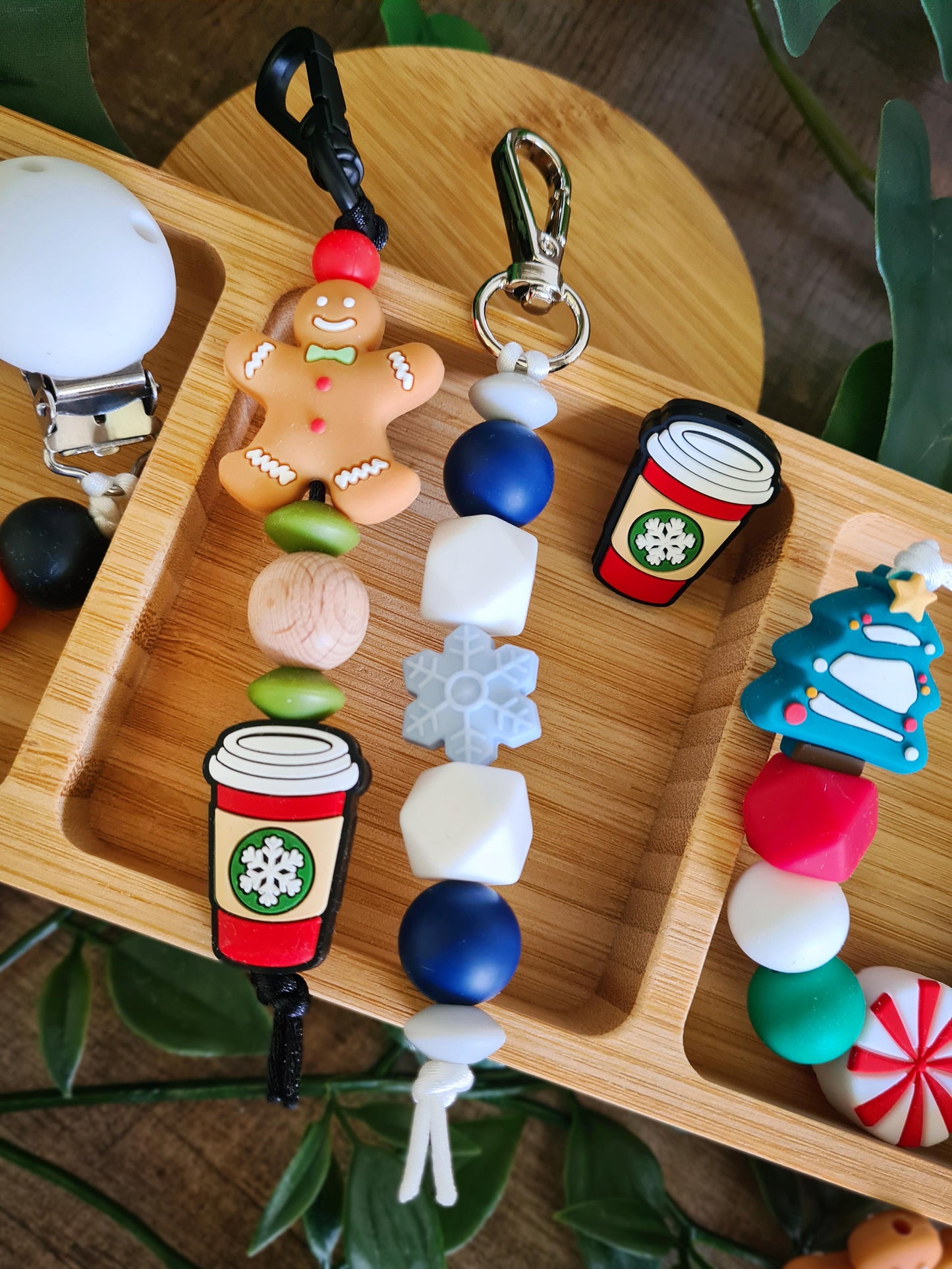 "Frosty The Keychain" Keychain / Zip Puller
