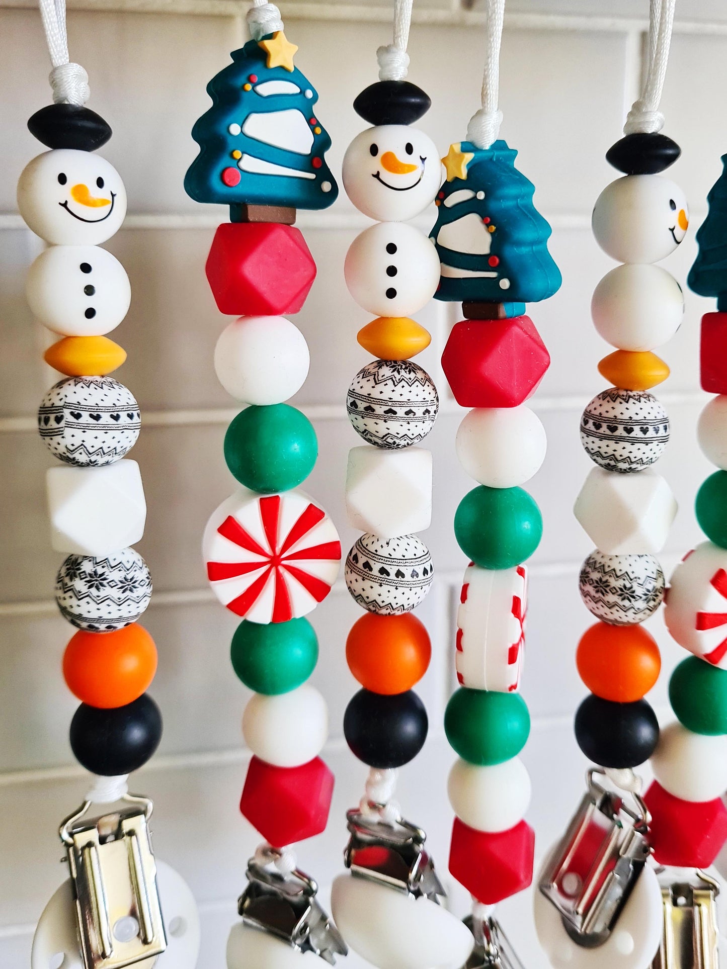 "Candy Christmas" Soother Clip