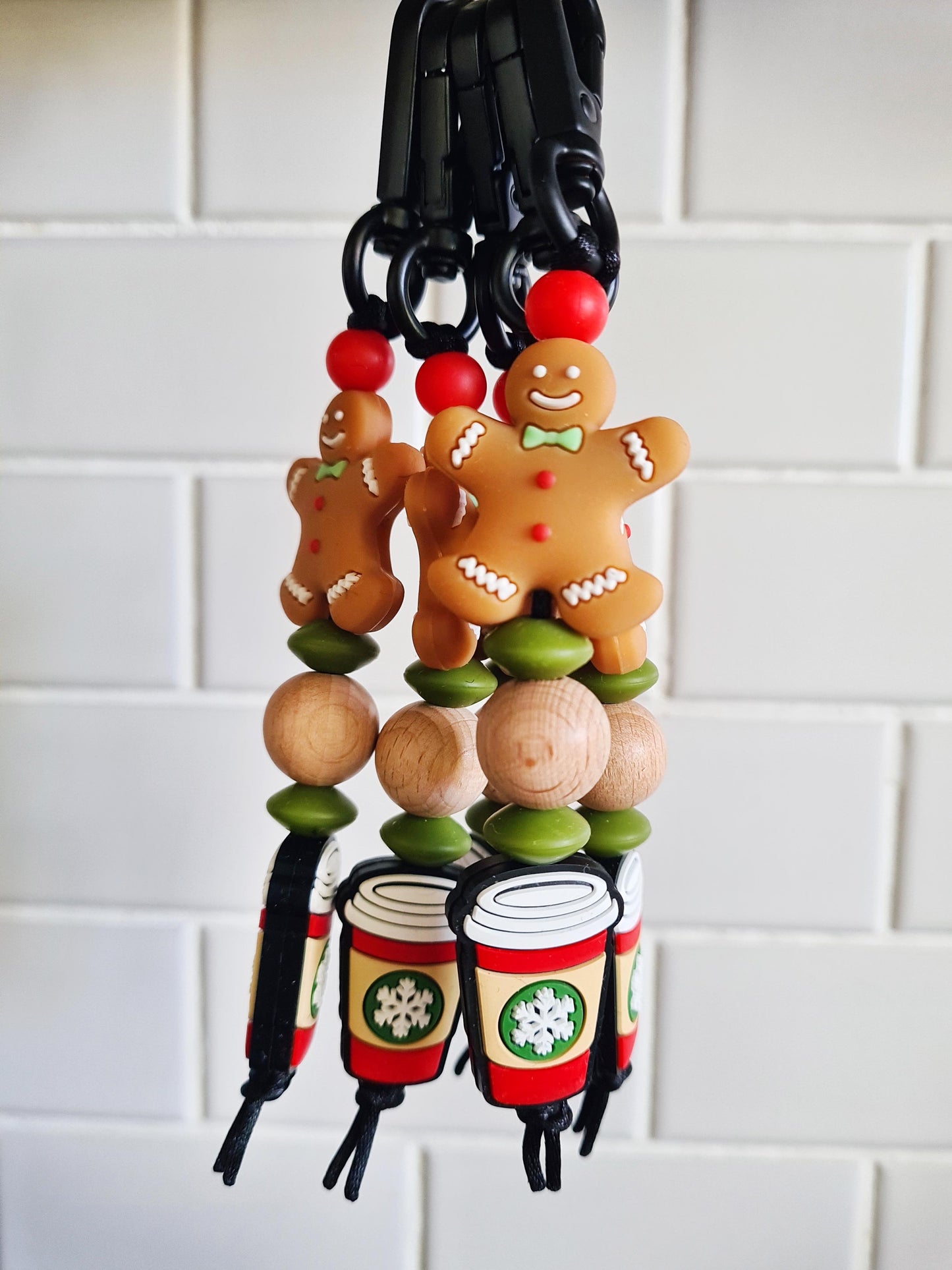 "Gingerbread Latte" Keychain / Zip Puller
