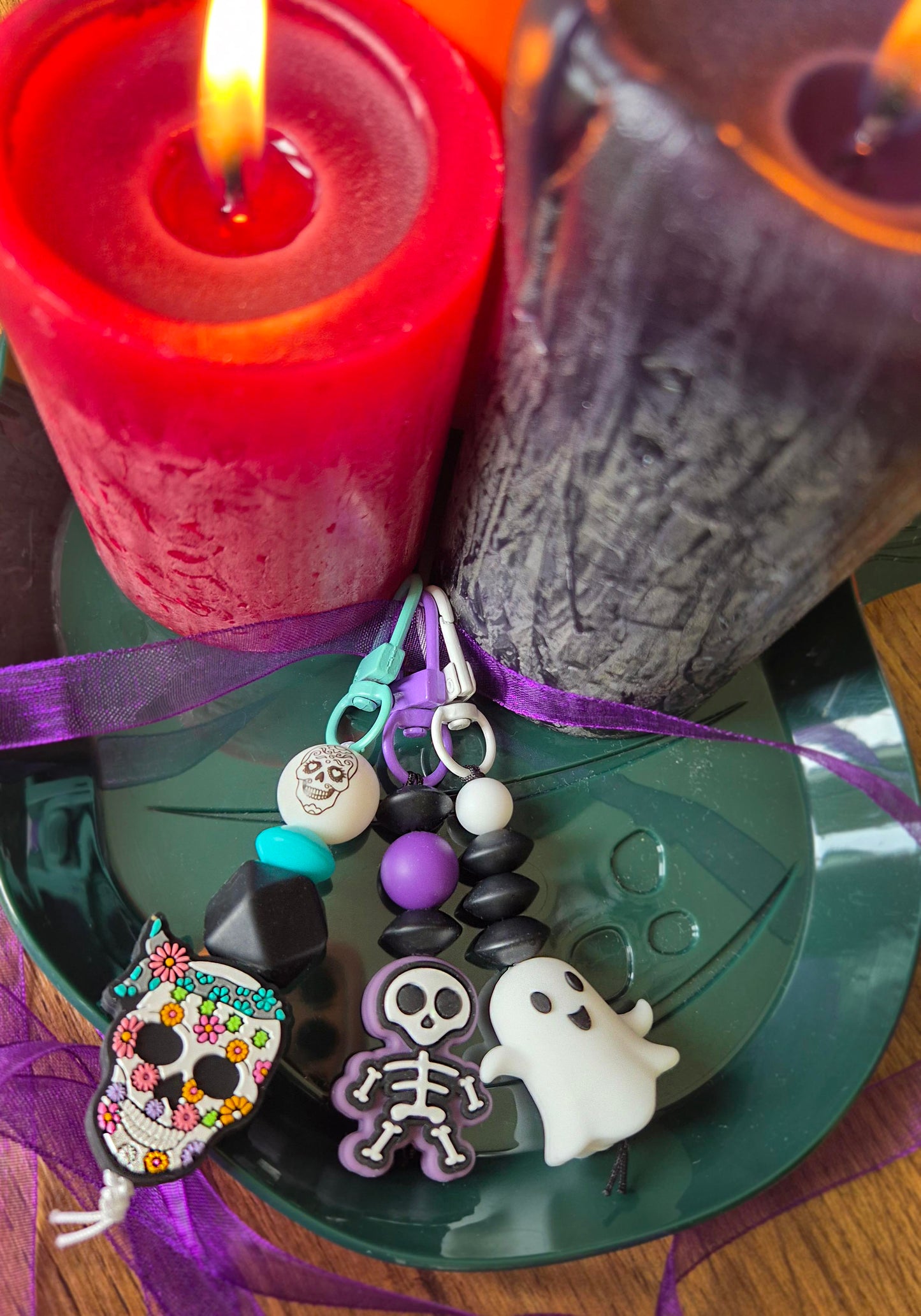 Skully Keychain / Zip Puller / Bag Charm