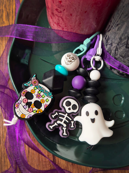 Skully Keychain / Zip Puller / Bag Charm