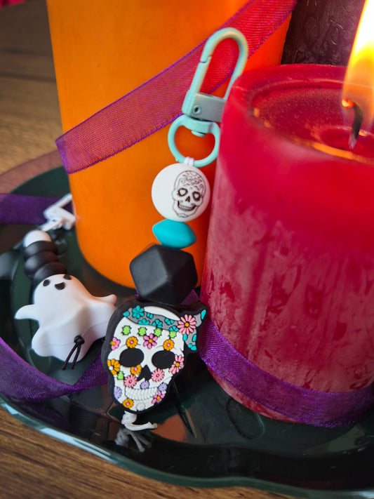 Skully Keychain / Zip Puller / Bag Charm