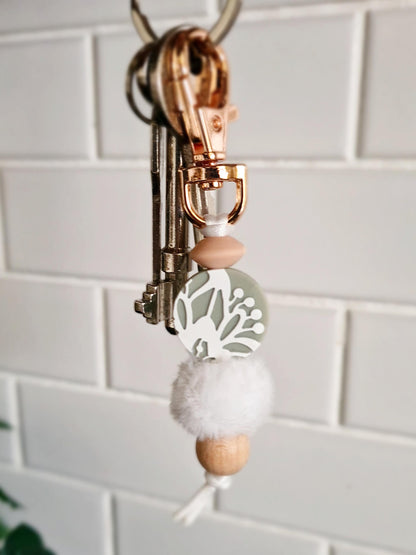 "The Stella" Keychain / Zip Puller