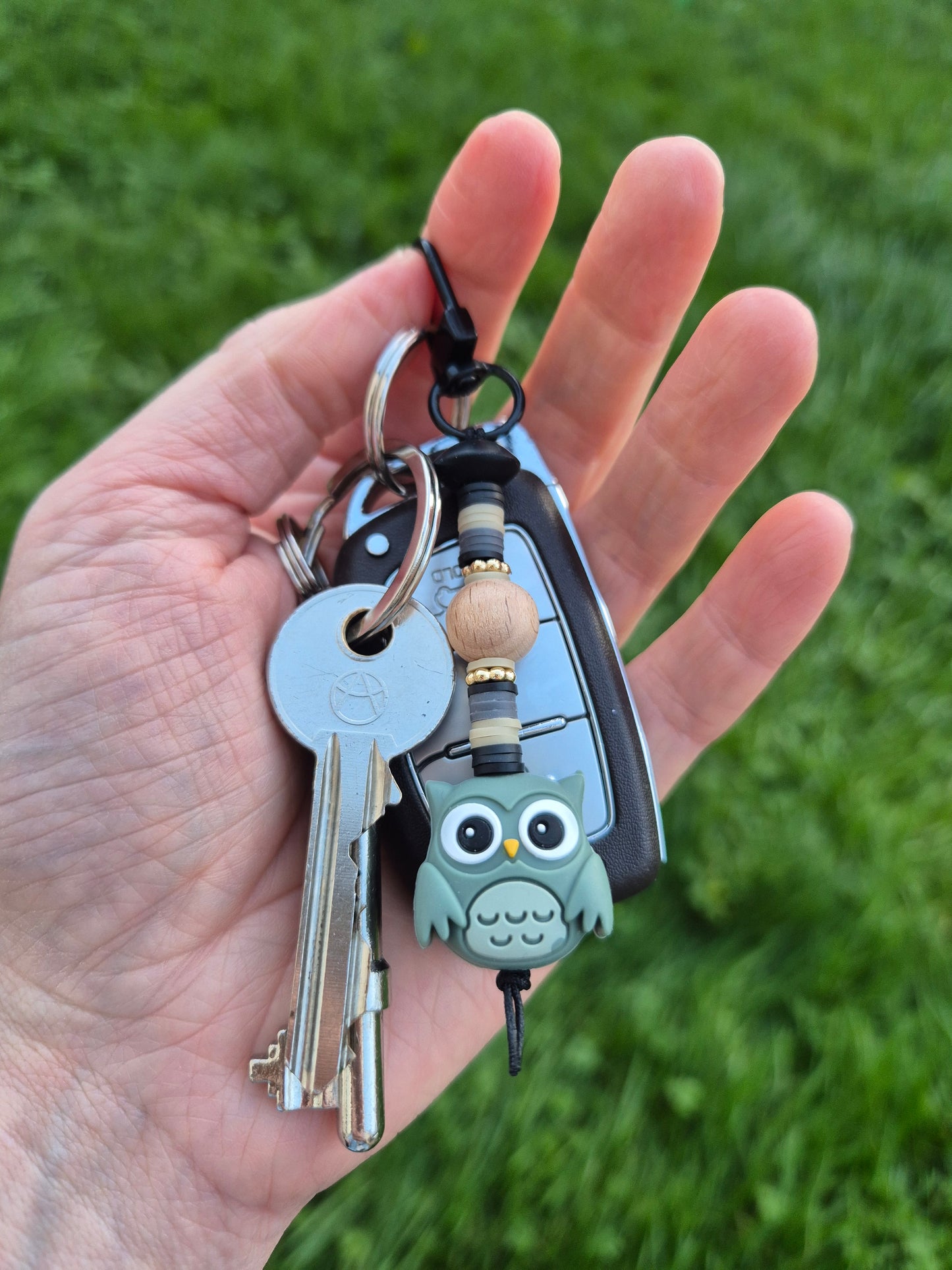 "Charming Owl" Keychain / Zip Puller / Bag Charm