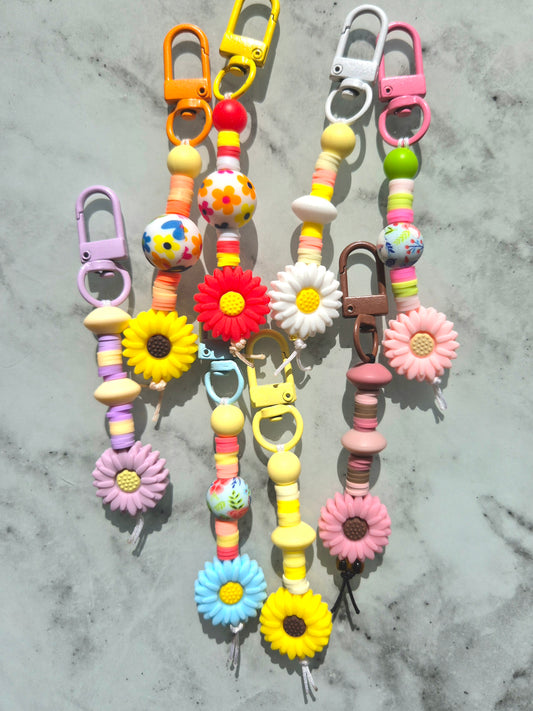 Daisy Keychain / Zip Puller