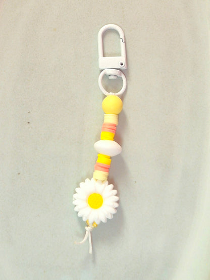 Daisy Keychain / Zip Puller